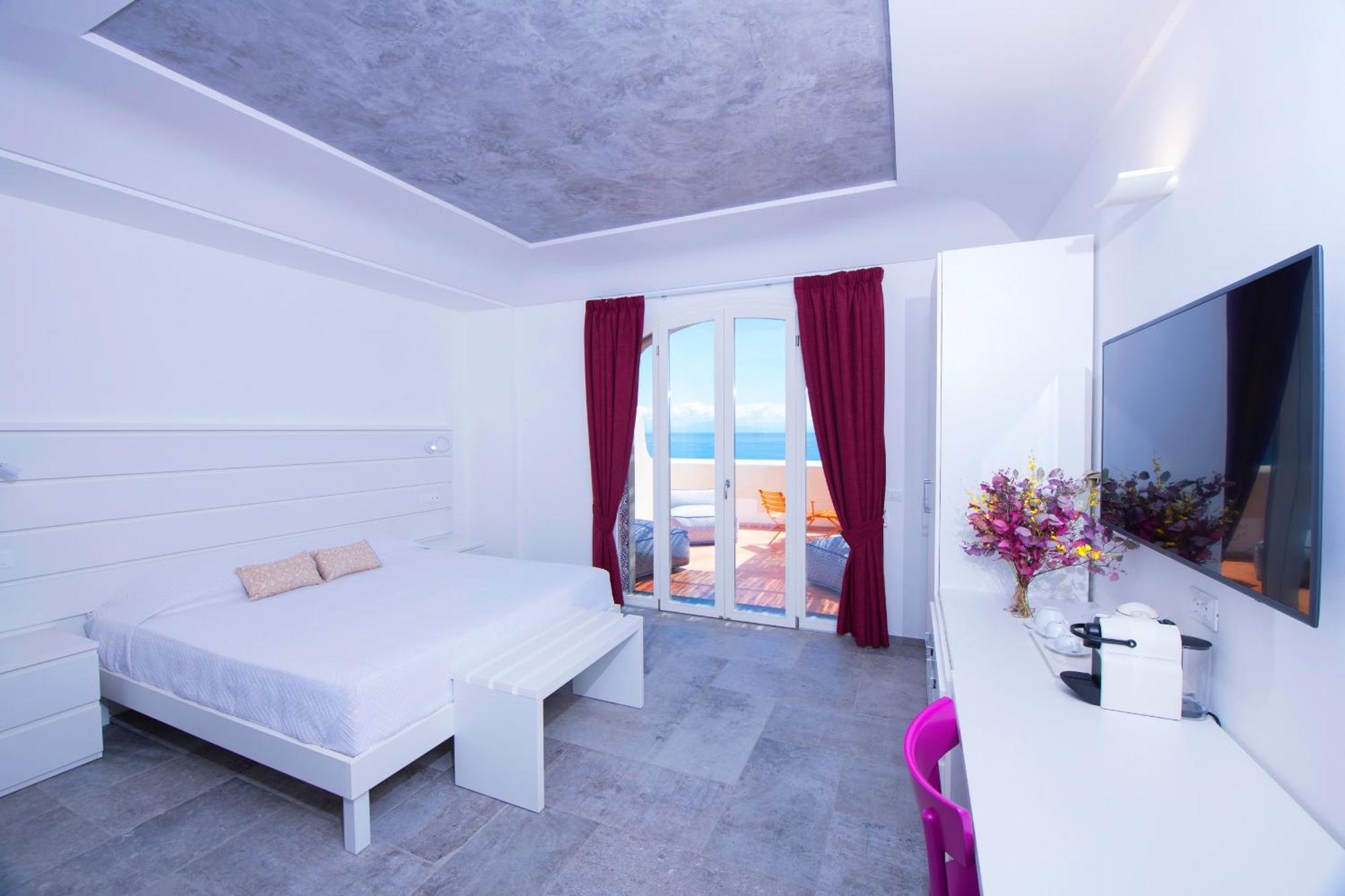 Bossa Amalfi Hotel
